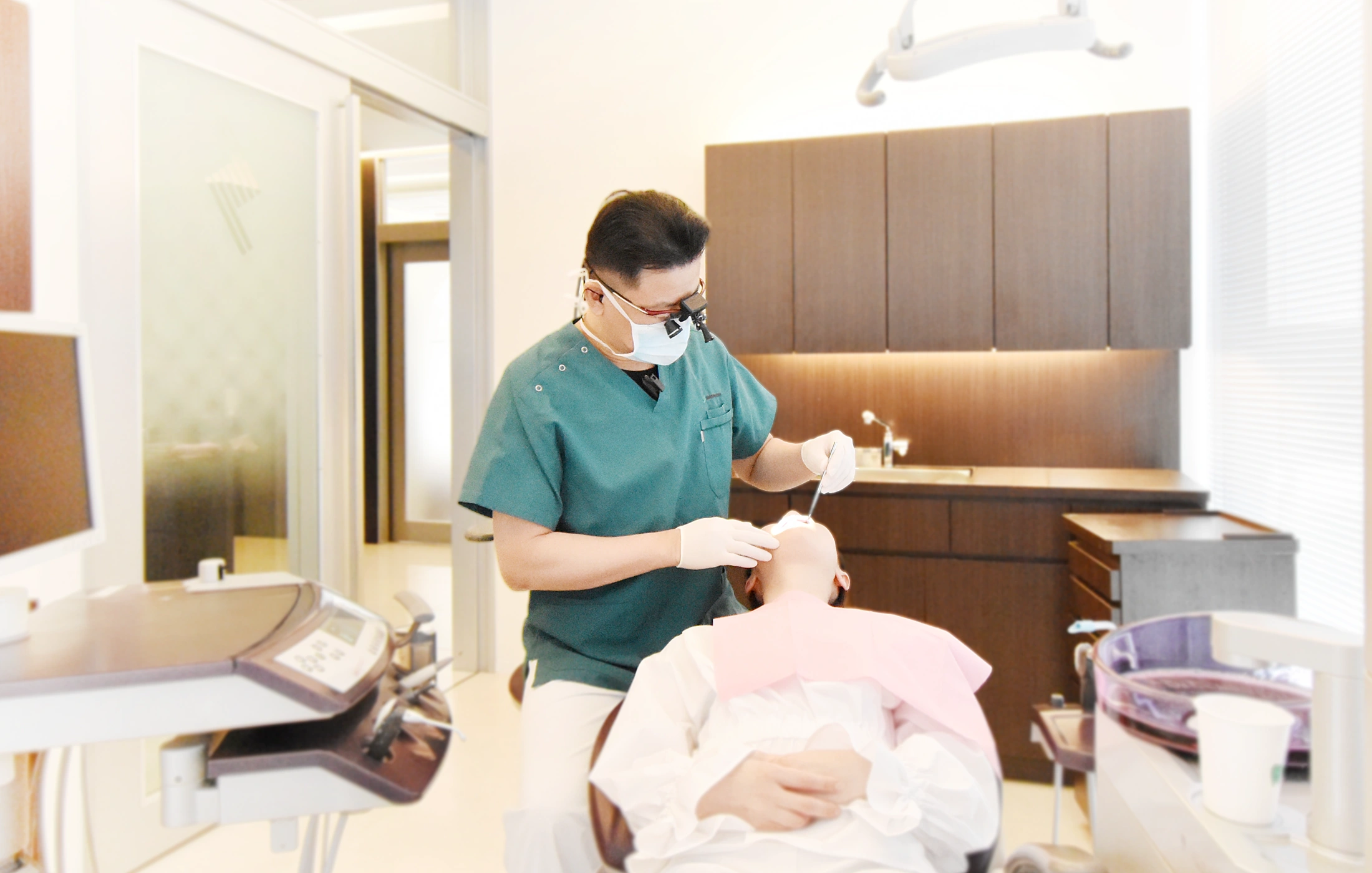 スタッフの集合写真